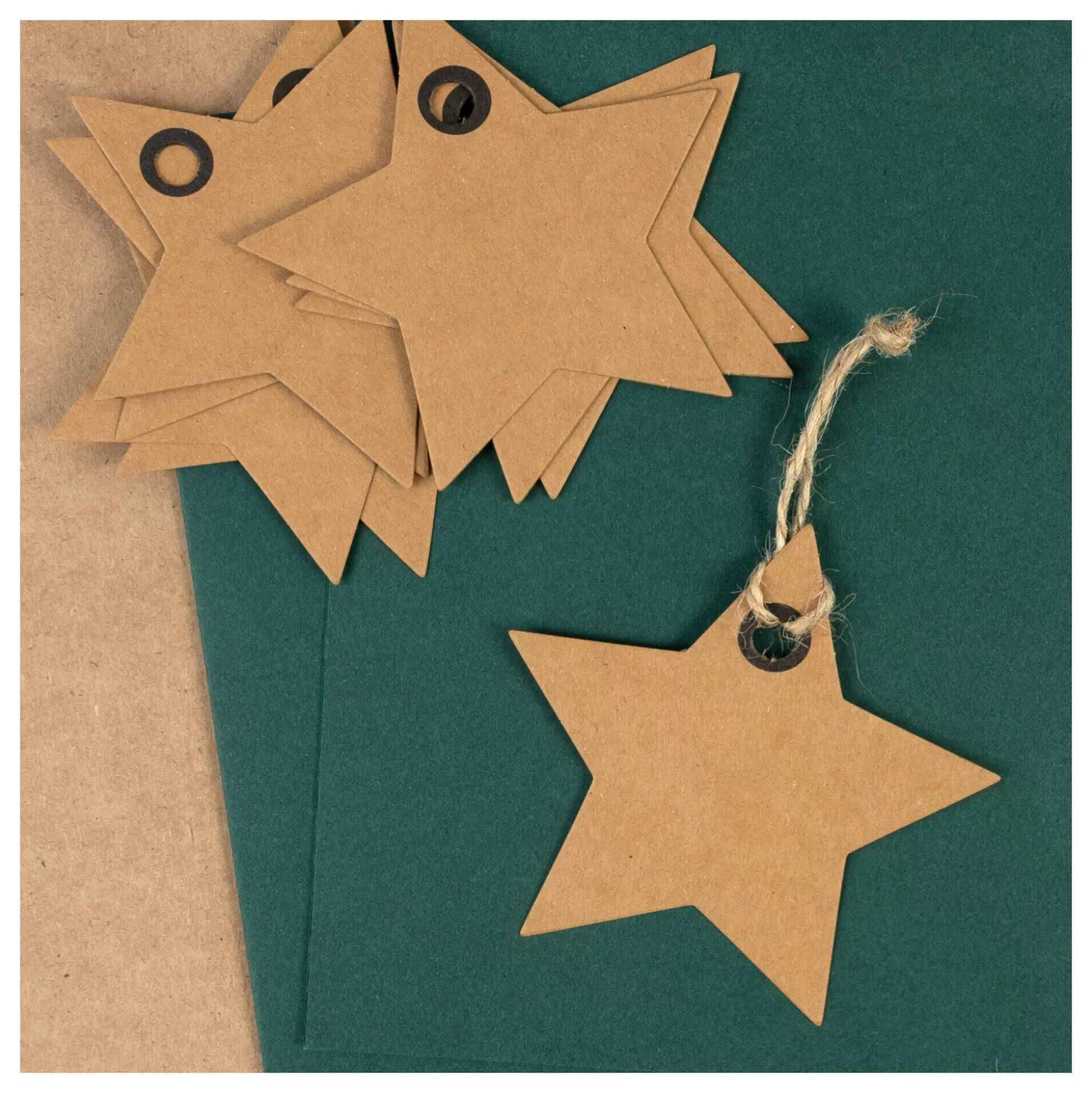 kraft_star_gift_tags_10_pack_2.webp Kraft Star Gift Tags 10 Pack-Hobbycraft Shop